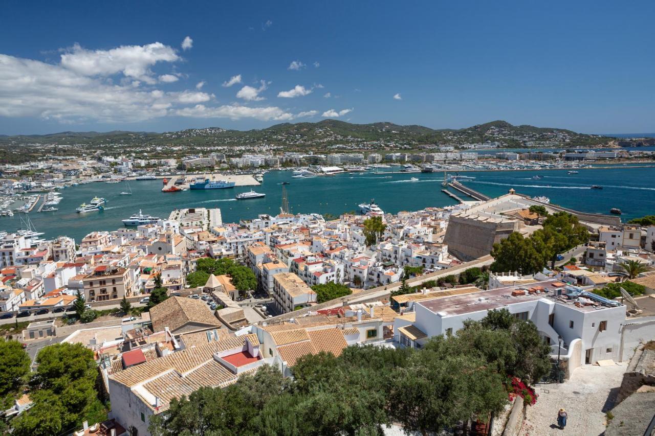 Hotel La Torre Del Canonigo - Small Luxury Hotels Ibiza Town Exterior photo