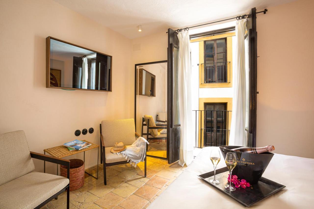 Hotel La Torre Del Canonigo - Small Luxury Hotels Ibiza Town Exterior photo