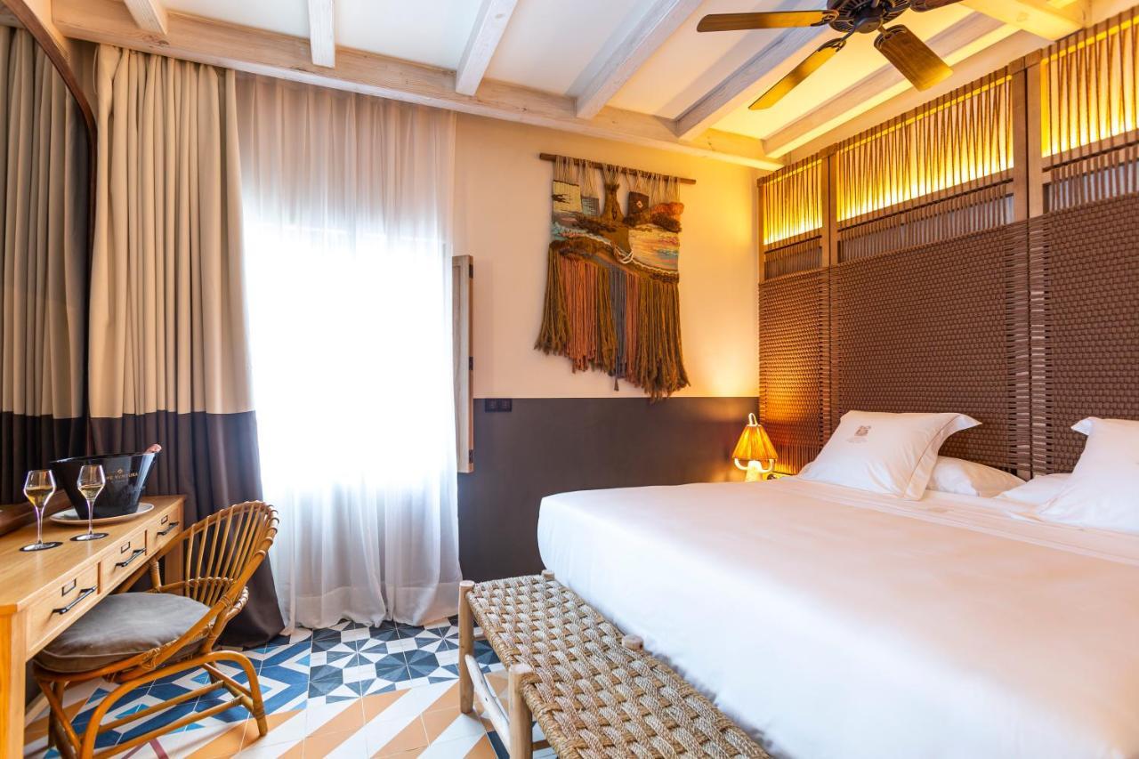 Hotel La Torre Del Canonigo - Small Luxury Hotels Ibiza Town Exterior photo