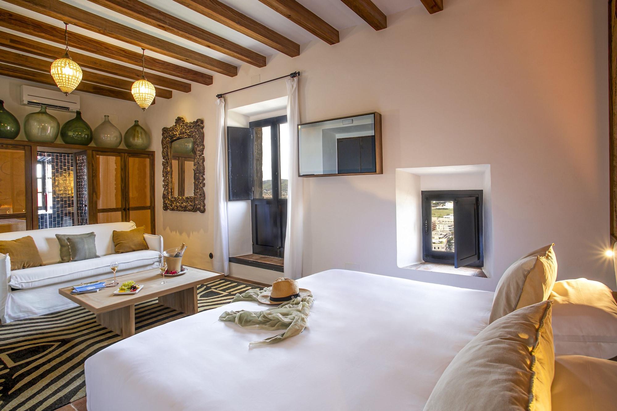 Hotel La Torre Del Canonigo - Small Luxury Hotels Ibiza Town Exterior photo