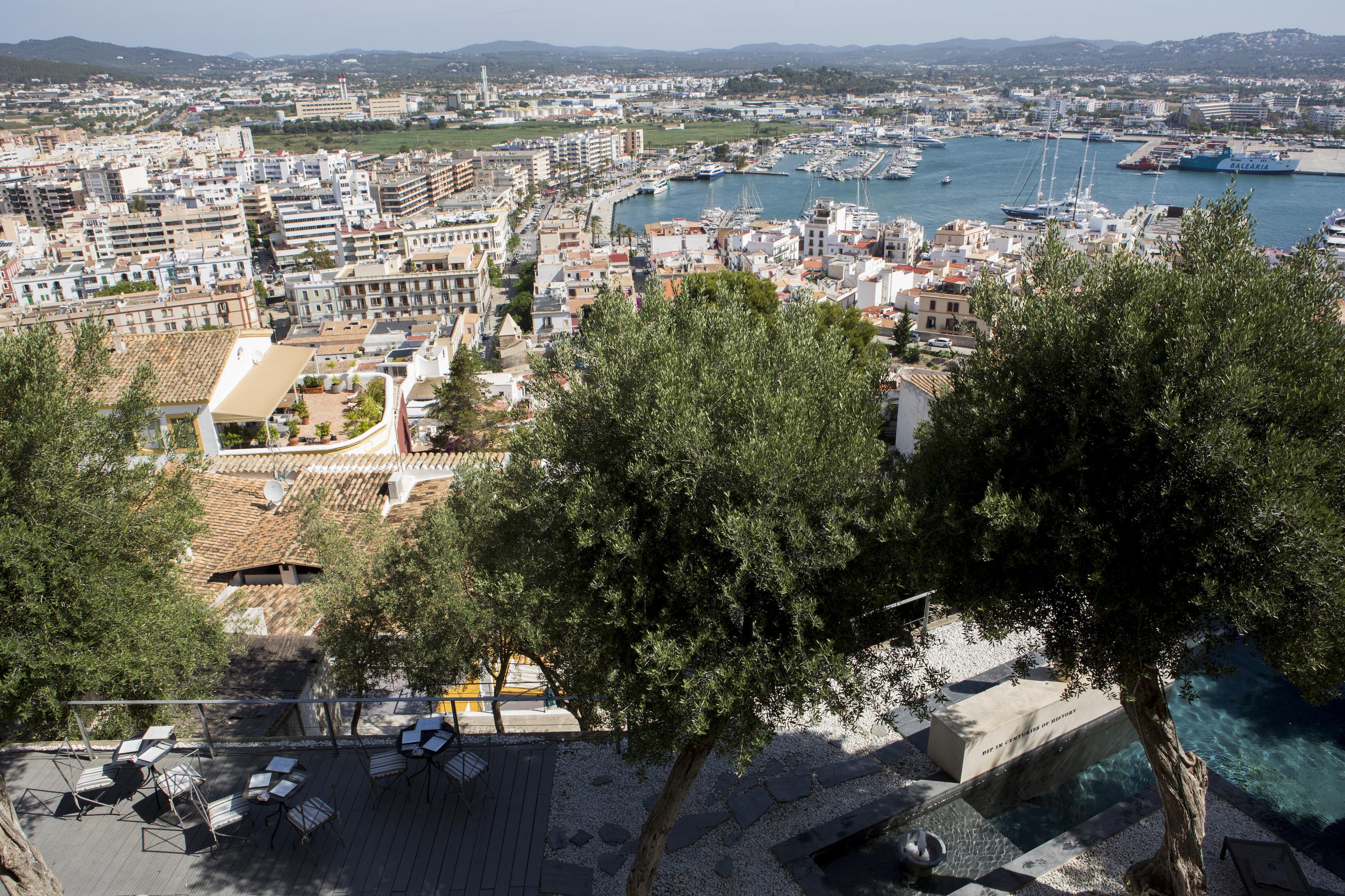 Hotel La Torre Del Canonigo - Small Luxury Hotels Ibiza Town Exterior photo